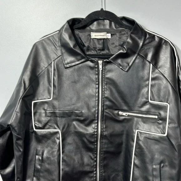 Jiechaofang Black‎ with White Piping Faux Leather Jacket in Size XL
